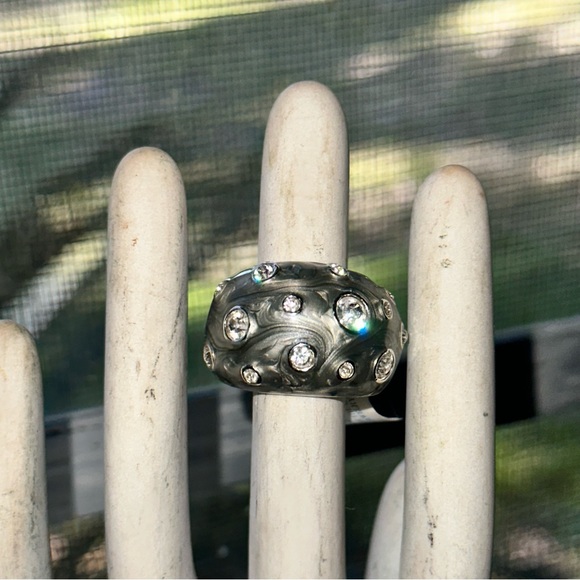 Lia Sophia ring - Picture 3 of 3